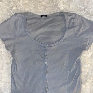 BRANDY MELVILLE ZELLY TSHIRT